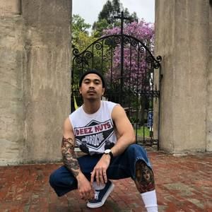 Meet your Posher, Dean oliver